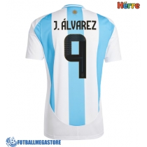 Fotballdrakt Herre Argentina Julian Alvarez #9 Hjemmedrakt Copa America 2024 Kortermet